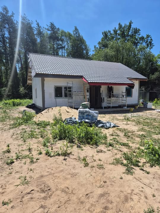 Wnętrza BIAŁEGO DOMU przed wykończeniem, zamontowana rekuperacja