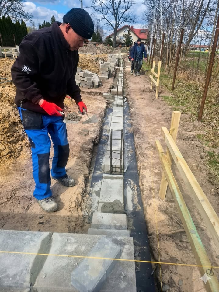 Ściany fundamentowe z bloczków, zbrojenie pod słupy